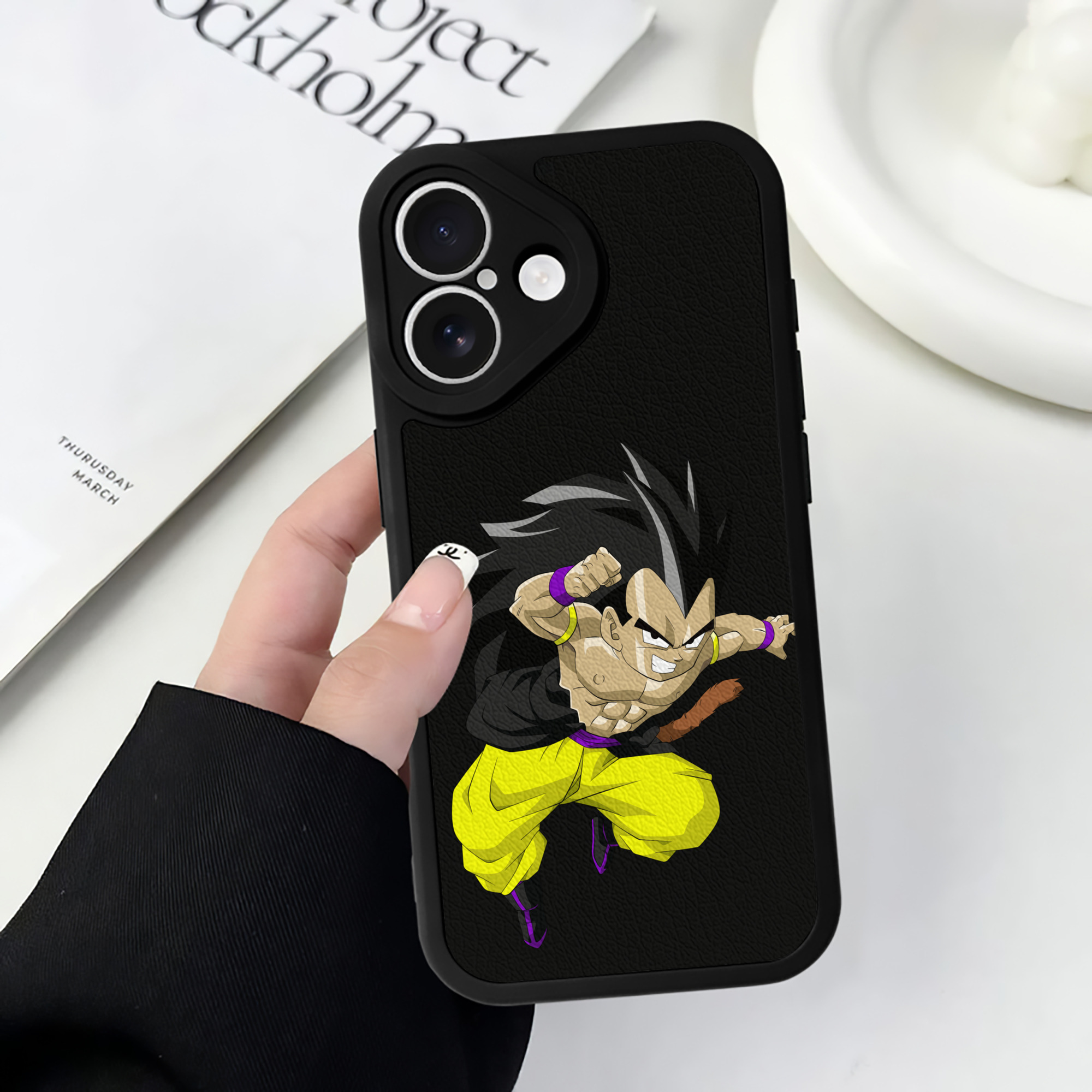 （画像用） ドラゴンボール ベジータ四世（Bejīta Yonsei）DRAGON BALL Vegeta IV 【iPhone 16シリーズ対応】シリコンスマホケース（レザー調） 材質：シリコン